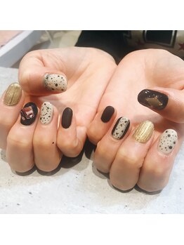 アース 豊橋店(HAIR & MAKE EARTH)/ダルメシアンネイル　6980円