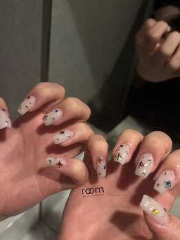 ルーム ビューティーラボラトリーズ(room beauty laboratories)/U24×学割ネイル