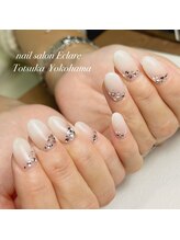 エクラーレ(Eclare)/