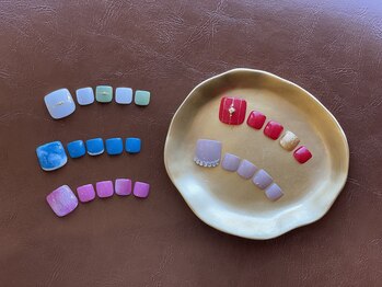 FOOT:5種類の中から選べるアート