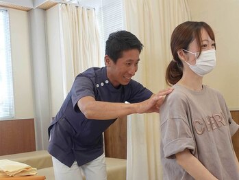 つくし鍼灸接骨院/長く続く肩こりや腰痛に