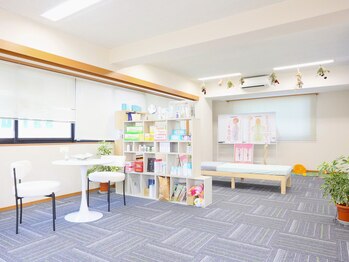 サルーテ(Salute)/サロンの様子