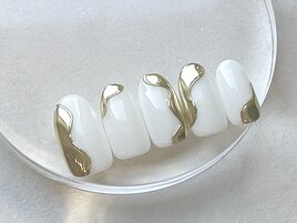ニュアンスうねうねミラーネイル