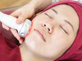 ビューティーサロン メイプルツリーの写真/【お顔のむくみやくま、たるみが気になる方へ】小顔リフトアップフェイシャル90分¥13,000→¥9,800