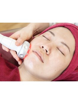 ホウレイ線・たるみ改善！予防ケア