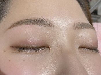 ネオリーブ エクラ 上野御徒町店(Neolive eclat)/人気No.1ハリウッドブロウリフト