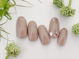 ベージュホログラムネイル￥7700