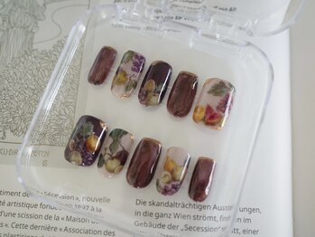 ネイル アトリエ コモード(nail atelier Comodo)/