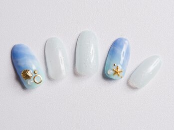 アイラッシュ ビューティー ラボ モナ(MONA)/