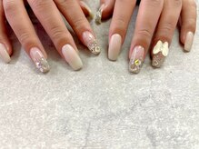 モレリア(morelia)/キラキラネイル（追加ストーン）