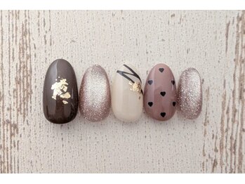 バレンタインネイル　新規5800円