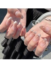 アリュグラン(Allugran)/《ネイルデザイン》