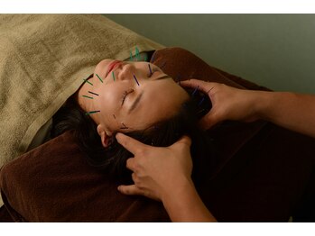 シン(SHINE)/美容鍼灸 頭皮スパ