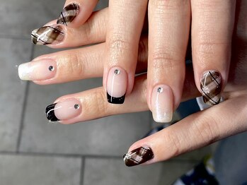 ネイルアンドアイラッシュ ラビ(Nail&Eyelash Ravi)/チェックネイル