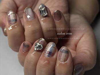 レム(rem)/チェックネイル
