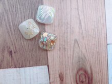 ネイル アンド アイラッシュ虹/フットネイル