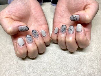 ネイルアンドアイラッシュ シヴァ(Siva)/パイソンネイル