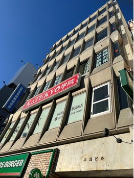 メンズ眉サロン クリスタル/店舗外観1