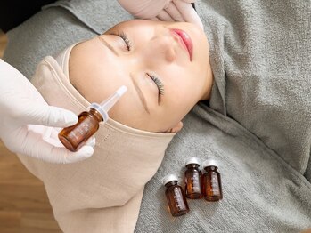 ホワイトワックス つくば店(WHITE WAX)の写真/【韓国で人気のフェイシャルWAXを当店で!】お肌に優しい美白成分入りのWAXで、素肌美人を目指しましょう♪