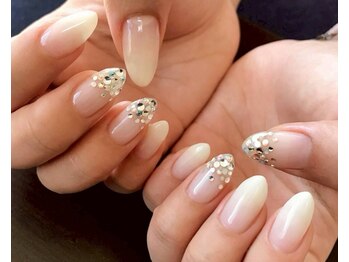 ラヤナリー バイ イーストネイル(Layanary by Eastnail)/グラデーション/ストーン