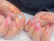 アイ アンド ネイル ロカヒ(Eye & nail LOKAHI)