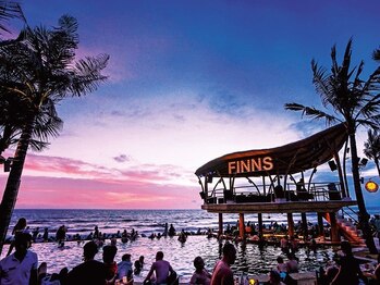 アジアンリラクゼーション ヴィラ 大橋店(asian relaxation villa)/バリ島のビーチクラブ「FINNS」
