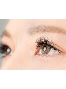 ボリュームのある目元にしたい