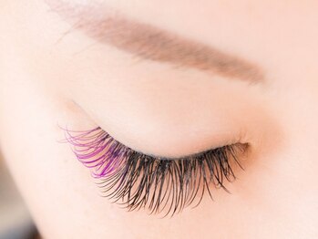 プルメリア 下関店(PLUMERIA)の写真/マツエク上オフ込3200円～ブラウンエクステやLEDエクステ・バインドロックも有★無料束感仕上げもOK♪