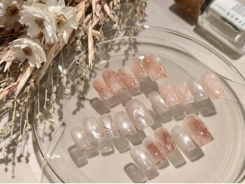 アメリアンドカシェット(Amelie&Cachette)/ニュアンスネイル:aoi