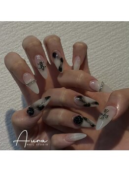 オーラネイル(Aura Nail)/ちゅるん上品ネイル