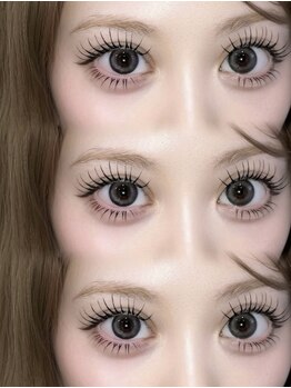 ホーム オオサカ(HOME OSAKA)の写真/忙しくても美容は手を抜きたくない、そんな大人女性に大人気！ネイルとの同時施術で時短で自分磨きを◎