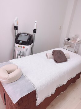 サラ(Sara)/施術ベッド★