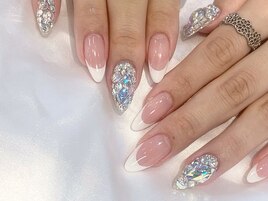 埋め尽くしフレンチネイル