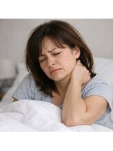 ラクリラ(Rakurira)/眠っているのに、首肩がつらい朝