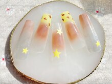 エイチスリー(H3)/様々色でのチーク定額ネイル