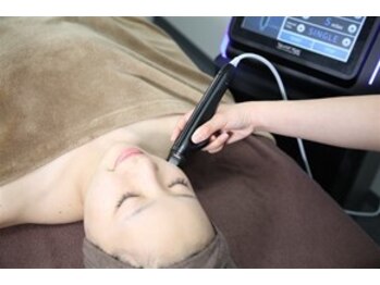 フェイス(TwinQle)/フェイシャル