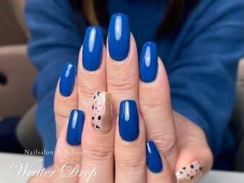 ウォータードロップ(Water Drop)/ダルメシアン柄ネイル