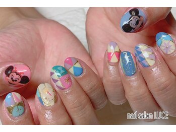 ルーチェ(LUCE)/テーマパークネイル