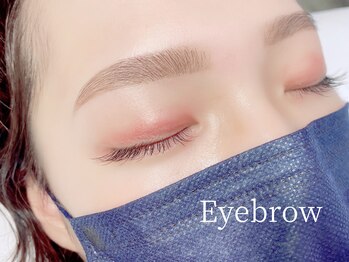 シル 江坂(Cil)/パリジェンヌ×アイブロウ