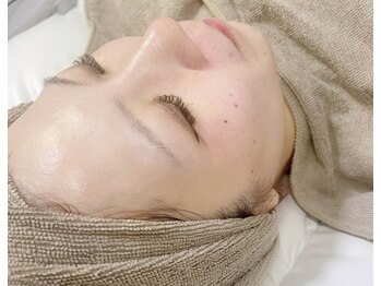 ヘルミ(hrm)/艶肌美人コース