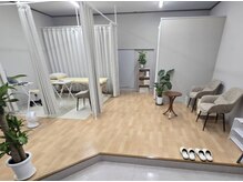 小山痛み専門整体院みらい【7月15日NEWOPEN(予定)】の雰囲気(落ち着きと清潔感のある空間をご用意しています!)