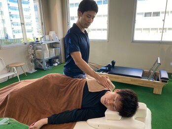 アライメント(alignment)/巻き肩に対するストレッチ