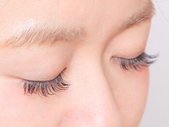 まつげエクステ 綿帽子 緑区店/1◆当店オフ込/上エクステ80本