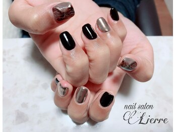 リエール(Lierre)/定額ネイル