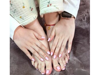 ミキ(MIKI)/ハンド＋フットワンカラー7500円