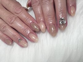 ピンクベージュネイル