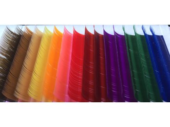 ミリィー(eyelash&nail salon Milly)/カラーエクステ☆目尻に★