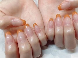 フレンチネイルオレンジカラー