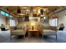 トップヘアーテラス(TOPHAIR TERRACE)の雰囲気（入り口をくぐると爽やかなアロマの香りと心のこもったおもてなし）