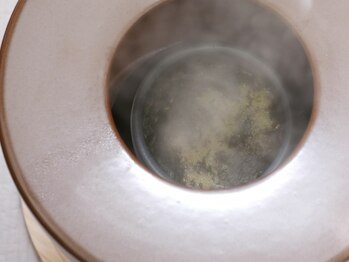 スタジオフラフィー(studio Fluffy)/当店の座浴器｜よもぎ蒸し